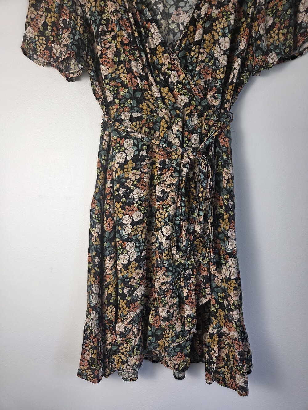 Dynamite Floral Ruffle Wrap Dress - Picture 5 of 8